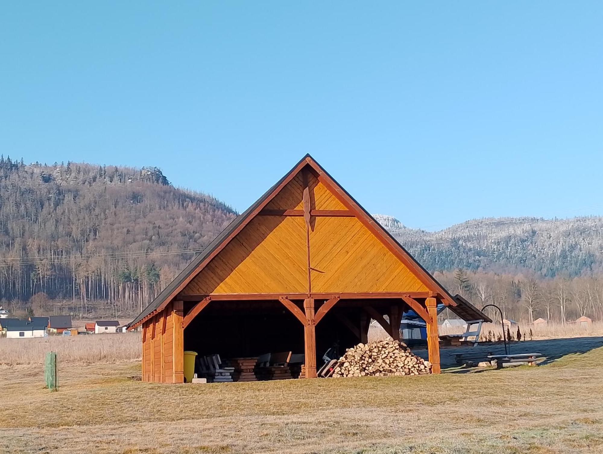 Otulina Dom W Gorach Stolowych Pod Szczelincem Pogranicze Pl-Cz 라트코프 외부 사진